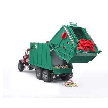 Bruder kamion Mack đubretarac 028121-1 Bruder kamion Mack đubretarac 028121-1