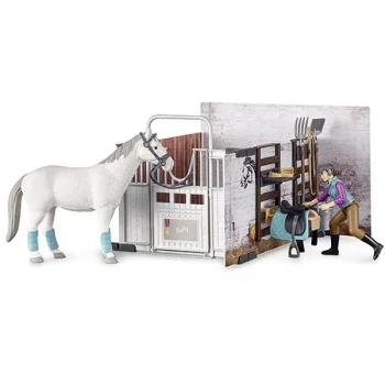 Bruder štala sa opremom, figura džokej i konj u setu 625061-2 Bruder štala sa opremom, figura džokej i konj u setu 625061-2