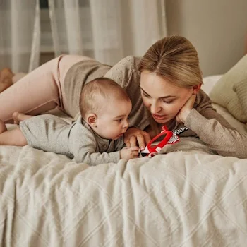 Canpol babies plišana igračka Contrast 68/080-4 Canpol babies plišana igračka Contrast 68/080-4