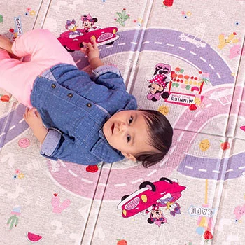 Disney Baby Kids II podloga za igru - tepih Minnie Mouse on the Road-4 Disney Baby Kids II podloga za igru - tepih Minnie Mouse on the Road-4