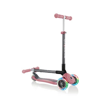 Globber trotinet sa sklapanjem i svetlima Primo 200007-3 Globber trotinet sa sklapanjem i svetlima Primo 200007-3