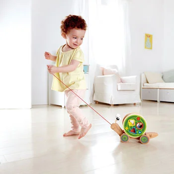 Hape puž na povlačenje 003043-1 Hape puž na povlačenje 003043-1