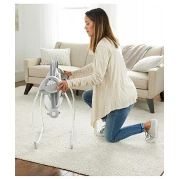 Кids II Ingenuity ljuljaška za bebe Comfort To Go Cuddle Lamb 12184-3 Кids II Ingenuity ljuljaška za bebe Comfort To Go Cuddle Lamb 12184-3