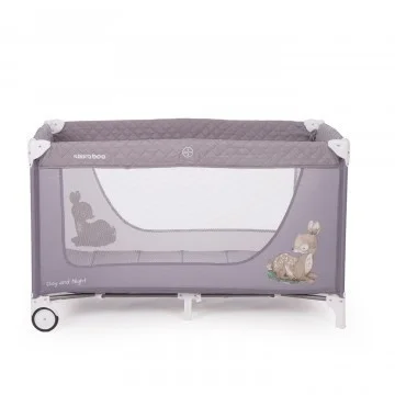 Kikka Boo prenosivi krevetac Day & Night Deer 2 nivoa grey -1 Kikka Boo prenosivi krevetac Day & Night Deer 2 nivoa grey -1