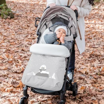 Kikka Boo zimska navlaka za kolica Polar Stripy Friends-1 Kikka Boo zimska navlaka za kolica Polar Stripy Friends-1