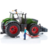 Bruder traktor Fendt Vario sa mehaničarem i alatom 040413