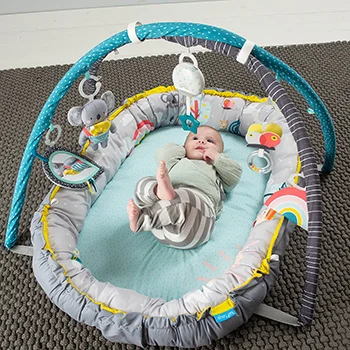 Taf toys podloga sa gimnastikom Koala Cozy Gym 114061-6 Taf toys podloga sa gimnastikom Koala Cozy Gym 114061-6